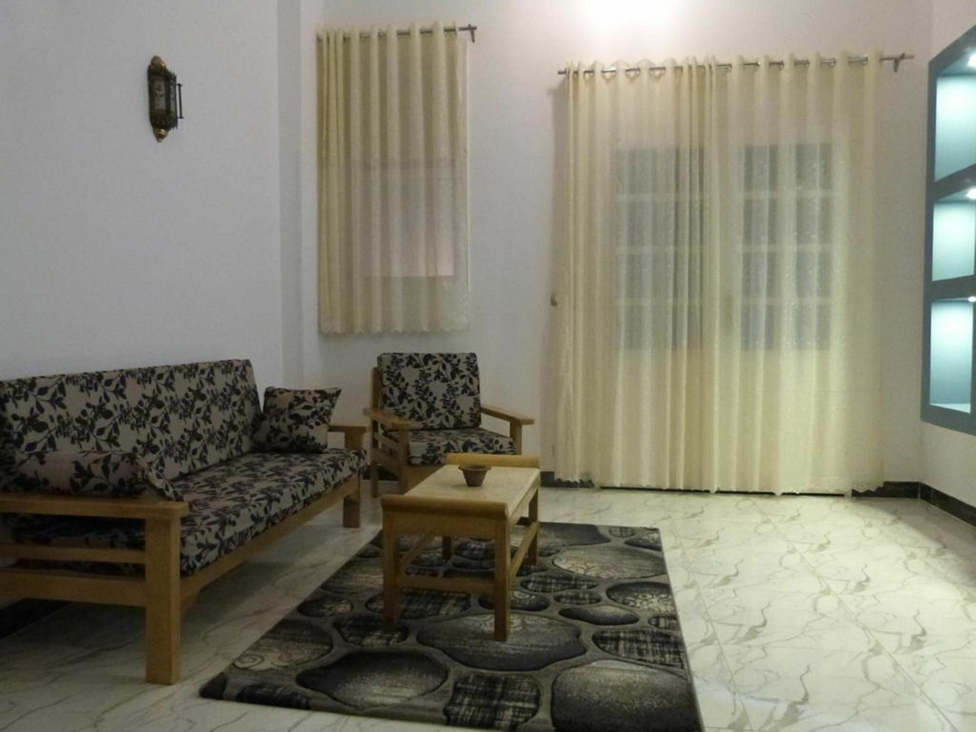 Savoy Palace Guest House 룩소르 외부 사진